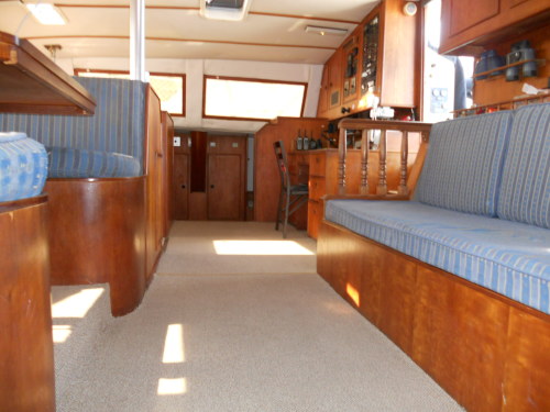 Used Sail Catamaran for Sale 1989 Quasar Layout & Accommodations